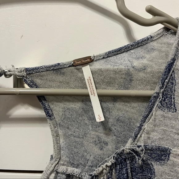Free People Zoe Printed Grey & Blue Floral Blouse - Picture 7 of 8